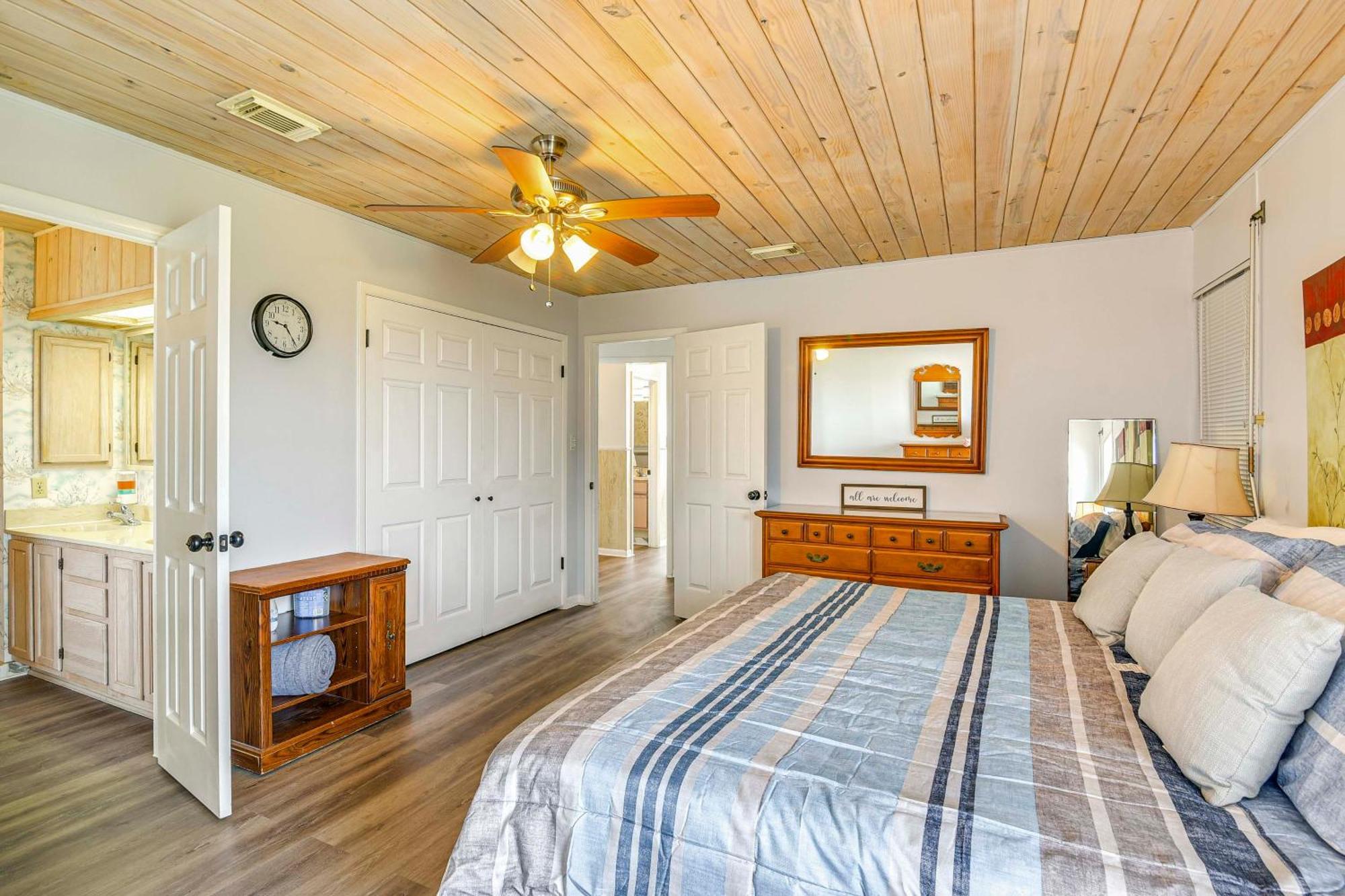 Galveston Home With Spacious Deck Steps To Beach! Extérieur photo